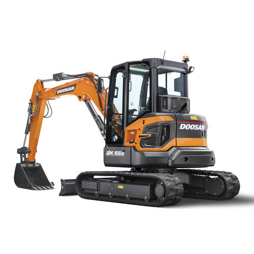 Гусеничный экскаватор - DX55R-7 - DOOSAN INFRACORE CO. LTD - гидравлический / с лезвием / мини