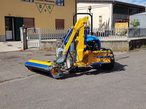 Мульчер лоб - Trinciatrice per interfilare frontale BGP GREEN F - OFFICINA MECCANICA B E G SRL - с ножами / для фруктового сада / гидравлический