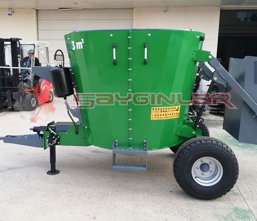 Вертикальный винтовой смеситель - 3 CBM - Sayginlar Agriculture Machinery Ltd. - прицепной / с боковой разгрузкой / простой винт