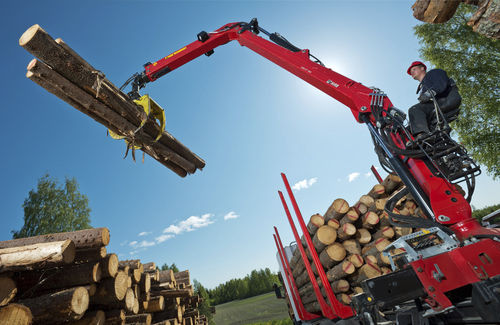 Лесопогрузчик на грузовике - LOGLIFT 96S series          - HIAB AB - с манипулятором