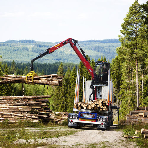 Лесопогрузчик на грузовике - LOGLIFT 108S series - HIAB AB - с манипулятором