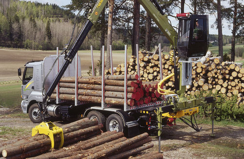 Лесопогрузчик на грузовике - LOGLIFT 125S series - HIAB AB - с манипулятором