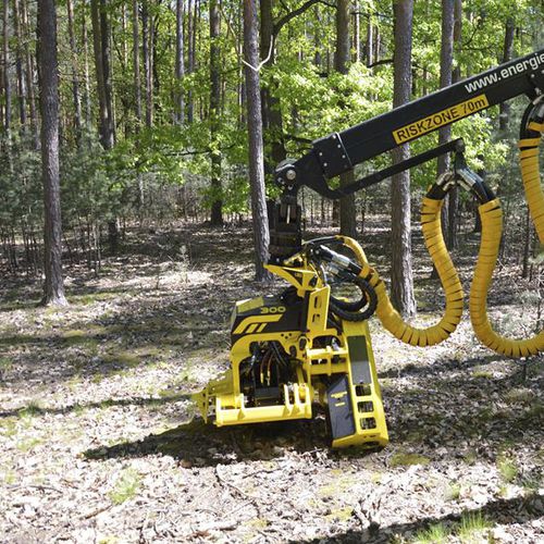 Валочная головка с загрузкой - 300 F3 - Moisio Forest Oy - с сучкорезной машиной