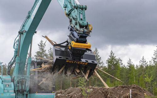 Бревнозахват с вращающейся головкой - MultiGrab MR/SR-series - TMK Machinery Oy - для экскаватора / для выдергивания корней / для разгрузочно-погрузочных работ