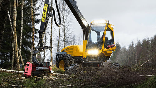 Колесный харвестер - 560F - ECO LOG SWEDEN AB - с подъемным краном