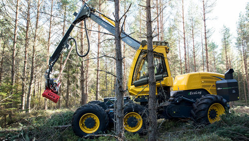 Колесный харвестер - 550 T-PRO - ECO LOG SWEDEN AB - с подъемным краном