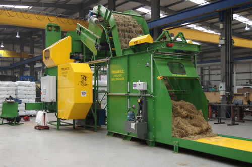 Пресс для круглых кип - Haylage - KME - Ken Mills Engineering Ltd. - для квадратных кип / с фиксированной камерой / большого размера