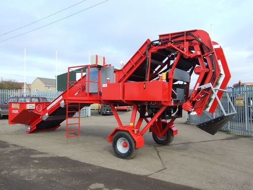 Загрузчик-очиститель для свеклы - CL1200 - Nicholson Machinery Ltd. - для торфа / для картофеля / прицепной