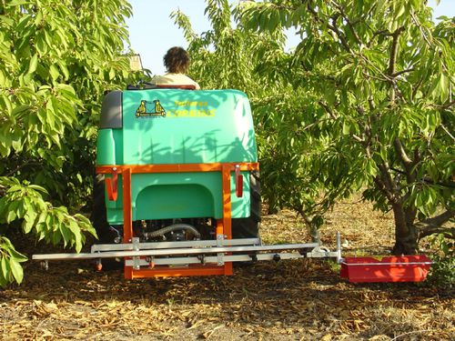 Навесной опрыскиватель - LEXON  - Corbins Agricultural Technology - для лесоводства / широкий