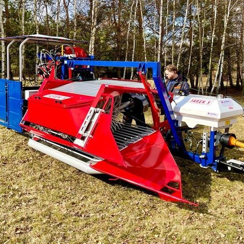 Уборочная машина для черной смородины - Aronia /Haskap ARONIC - JAGODA JPS Agromachines - для ирги ольхолистной / 1 ряд