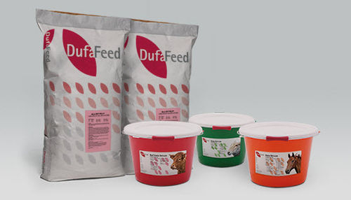 Лизунец в ведре для овец - Deli-Lick - dufafeed - с микроэлементами / с витаминами