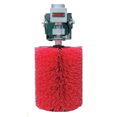 Щетка для домашнего скота - DEMIR PACKING AND AGRICULTURAL MACHINERY - вращающаяся / для коров / вертикальная