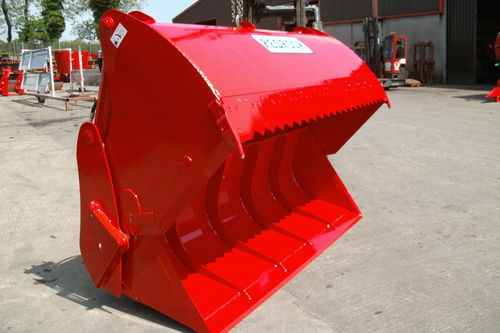 Погрузчик-раздатчик силоса для питания - 100  All Round - redrockmachinery - для соломы / навесной