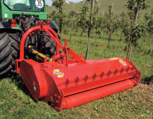 Мульчер заднего монтажа - KM - AGROselection GmbH - с молотками / для лесохозяйственных работ / для больших культур
