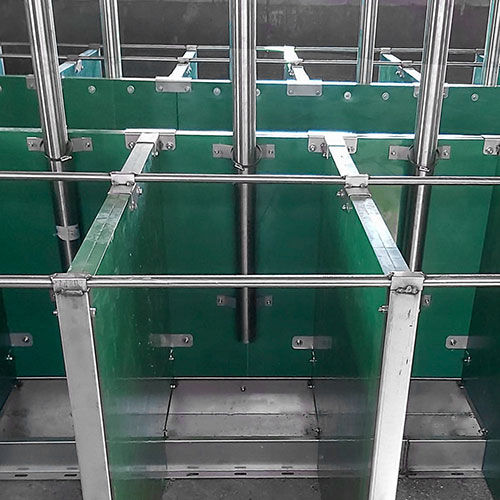 Перегородка для домашнего скота - PORPANEL® - PORINOX SL - для свинины / из пластика / из нержавеющей стали