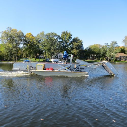 Уборочная машина подводная лодка для сбора водорослей - D-6100 H5.5 - Henning Marine  (Div. of Dredge Boats, LLC) - катер