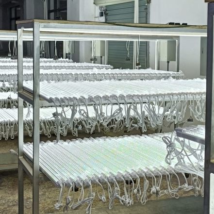 Освещение для растениеводства - HongYi Lighting Ltd - LED