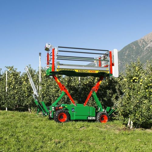 Тележка для сбора урожая для фруктового сада - V300 - KNECHT GmbH - самоходная / регулируемая по высоте / электрическая