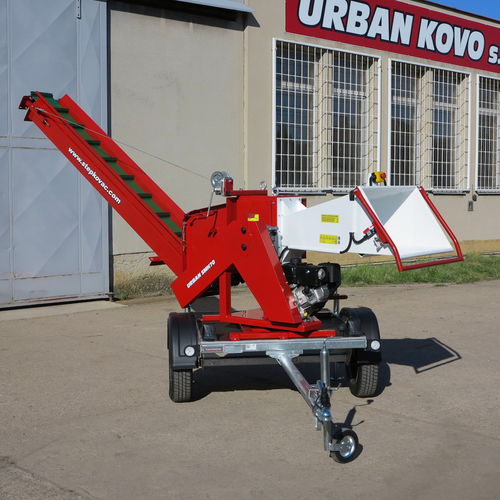 Дровокол с бензиновым двигателем - SMH70 T D2,6 - URBAN KOVO s.r.o. - горизонтальный / с колесами / машина
