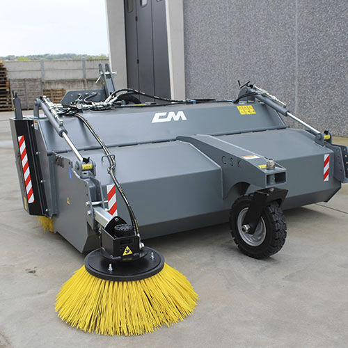 Подметальная машина для установки на трактор - CSK 125 - CM SRL - для дорог / для коммунальных объектов / переднего монтажа