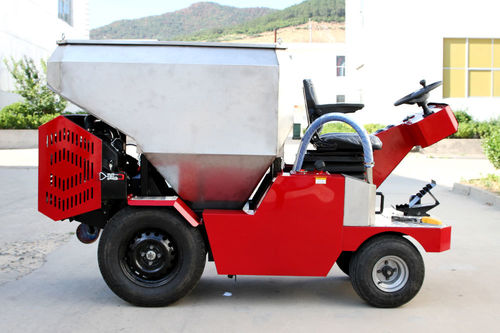 Автоматическая система распределения пищи для свинины - GH1000 - Weihai ZY Modern Agricultural Equipment Technology Co.,Ltd - с бункером / самоходная / бензиновый двигатель