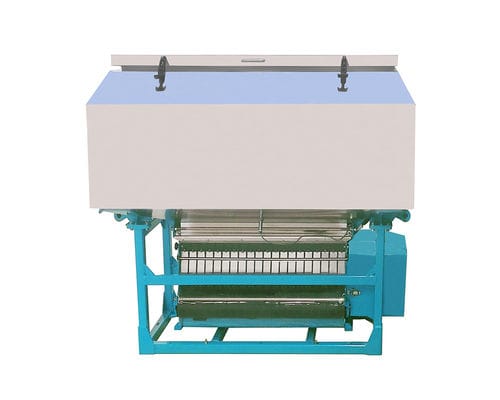Пневматическая линейная сеялка - Hubei YongXiang Agricultural Machinery Equipment Co., Ltd. - 20 рядов / для покровной культуры / для травы
