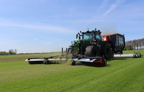 Щетка для домашнего скота - RKB 6000 - KleuTec GmbH - вращающаяся