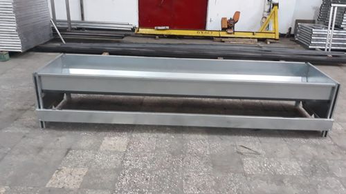 Кормушка для телят - EXTA23000 - AHI - FARM CAMARA - из нержавеющей стали / мультидоступ / напольное крепление