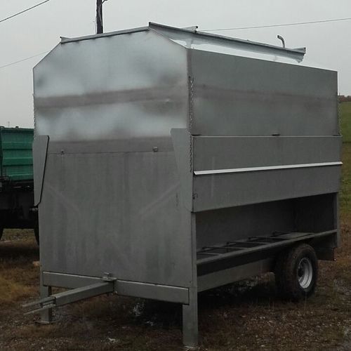 Загрузочная воронка для крупного рогатого скота - FEEA602500 - AHI - FARM CAMARA - из нержавеющей стали / мультидоступ / на прицепе