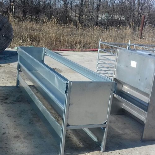 Корыто для баранов - INDB125, 2000 - AHI - FARM CAMARA - из металла / мультидоступ / напольное крепление