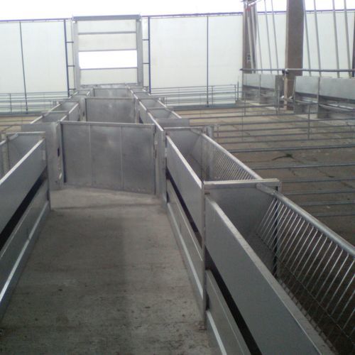 Корыто для баранов - INDB10, 22000 - AHI - FARM CAMARA - из металла / мультидоступ