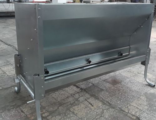 Индивидуальная загрузочная воронка - FEEA822000 - AHI - FARM CAMARA - для телят / оцинкованная сталь / для внутреннего пространства